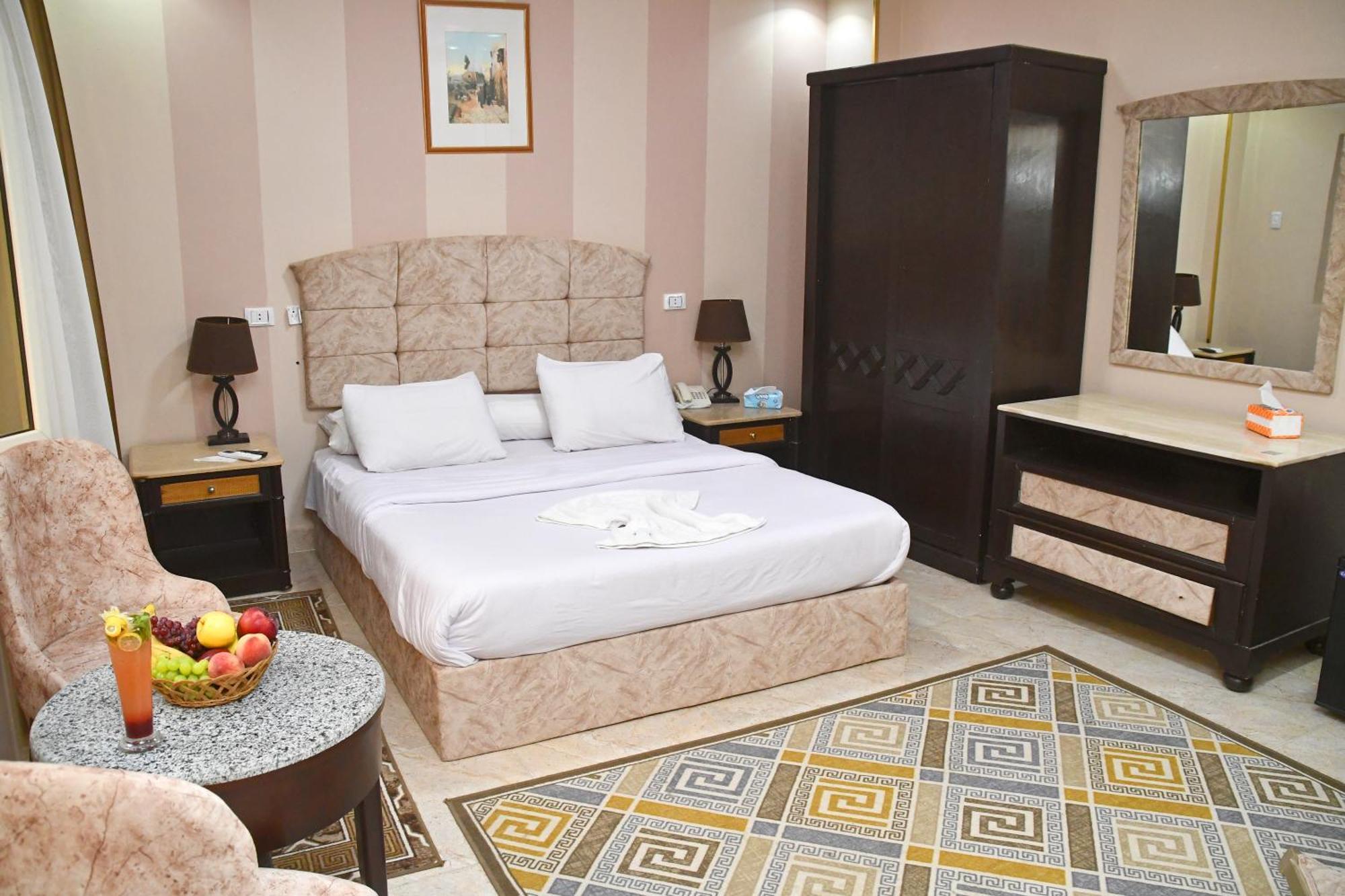 Nun Pyramids Hotel Kafrat al Jabal Ruang foto